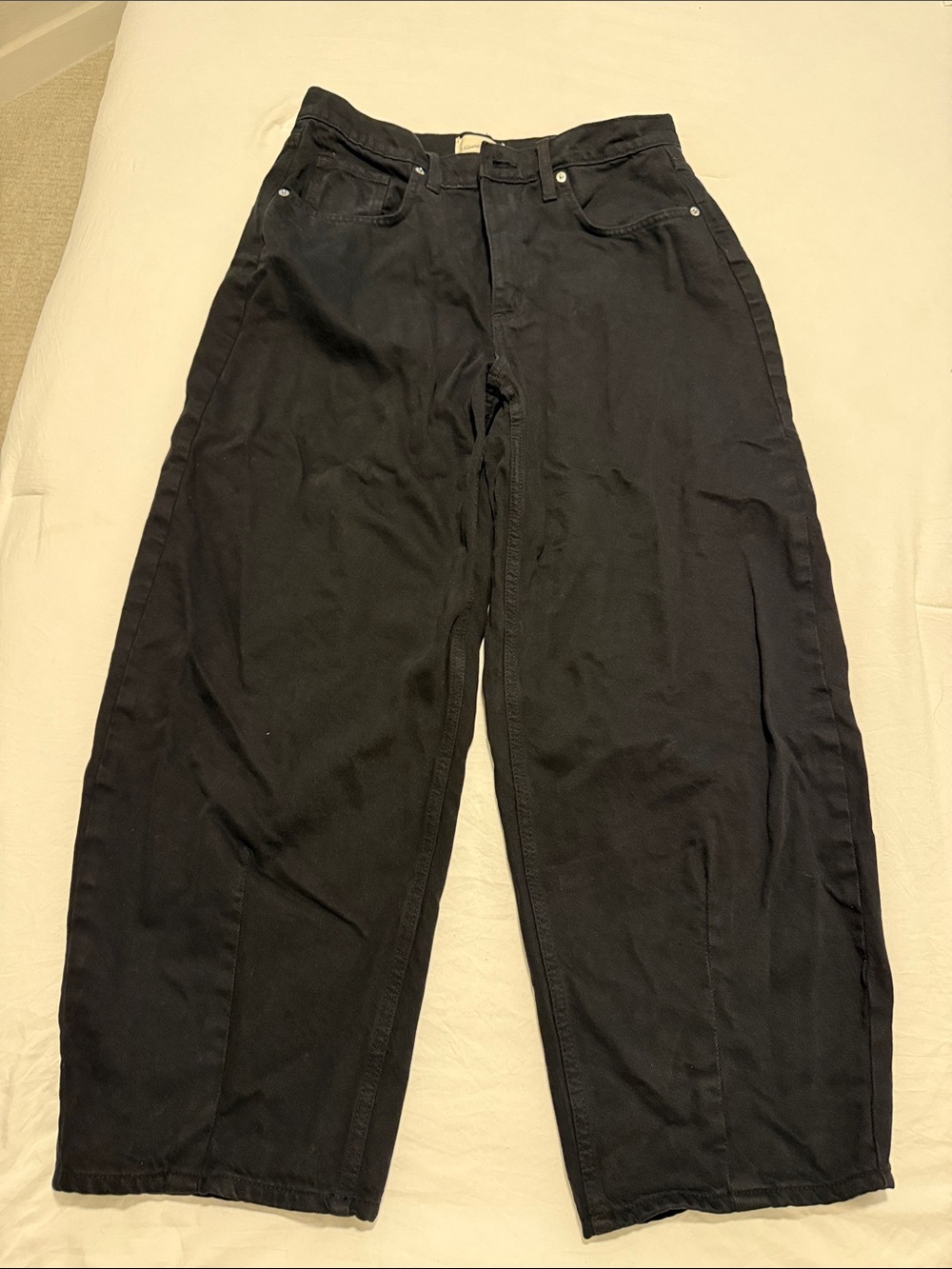 Universal Thread Women’s Black Barrel Jeans